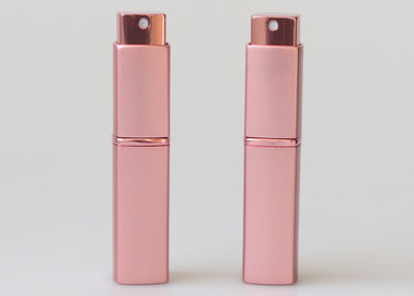 化粧品の詰め替え式の小型香水瓶は10ml正方形のねじれに吹きかけ、噴霧器を吹きかける